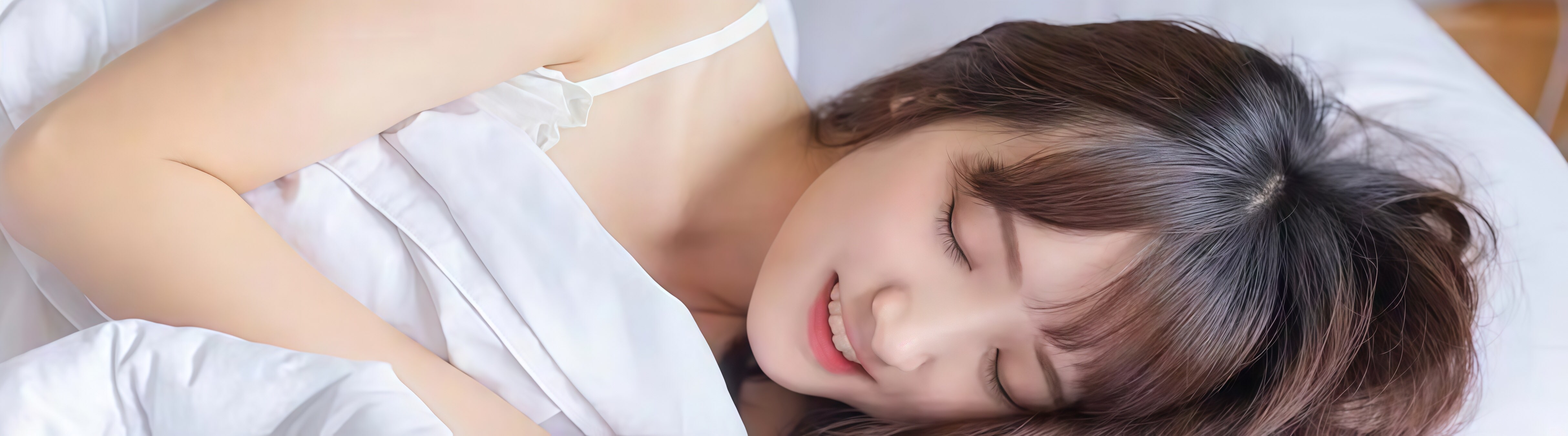 好吊妞人成视频在线观看-暧昧灯光释放真我!